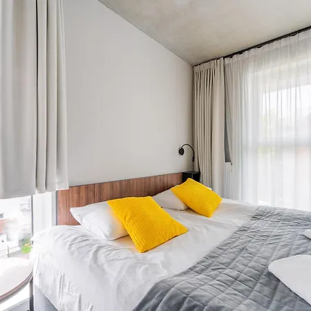 Apartman Port Seaside With By Bookinghost