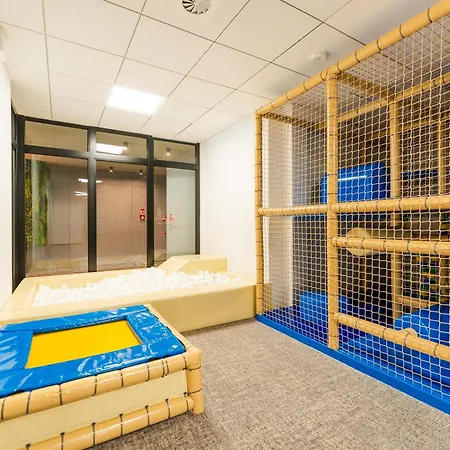 Port Seaside With By Bookinghost Apartman Kołobrzeg